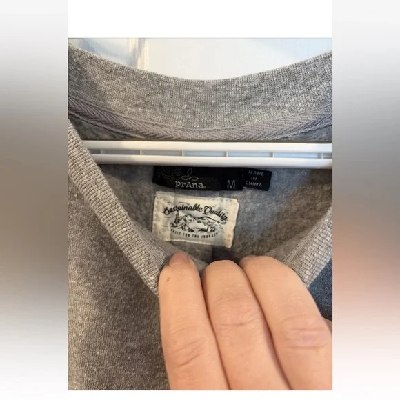 Women’s Prana Cozy Up Hemp Blend Crewneck Pullover Heather Gray Sweatshirt M - Picture 5 of 9